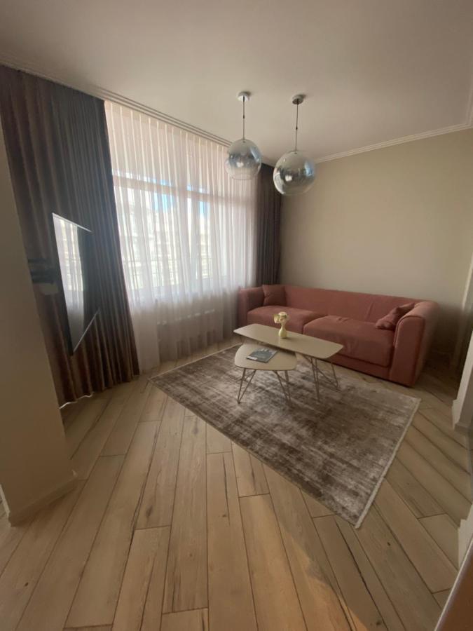 Wowell Apartments Odessa Extérieur photo
