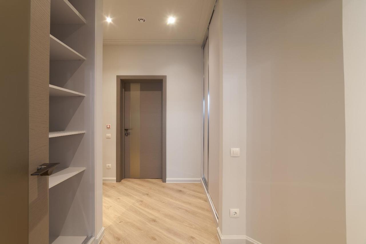 Wowell Apartments Odessa Extérieur photo