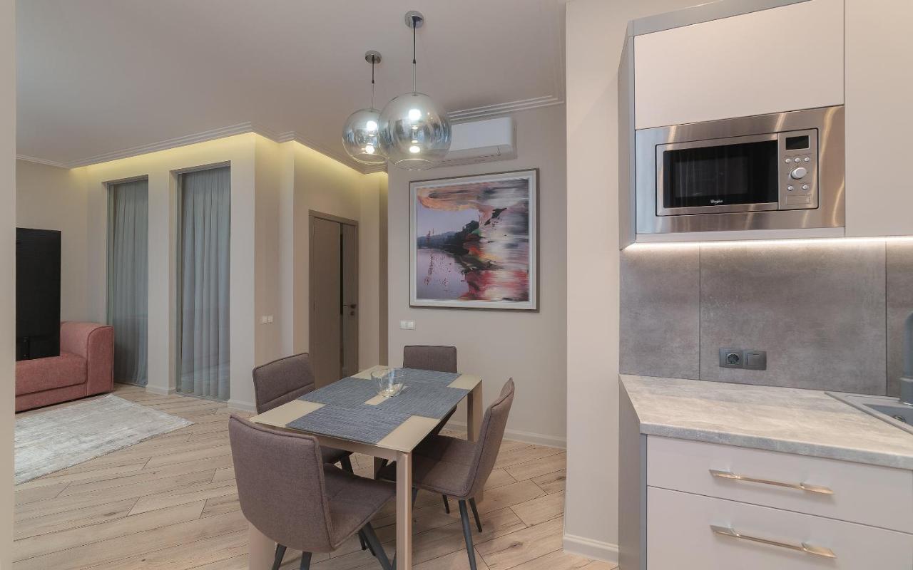 Wowell Apartments Odessa Extérieur photo