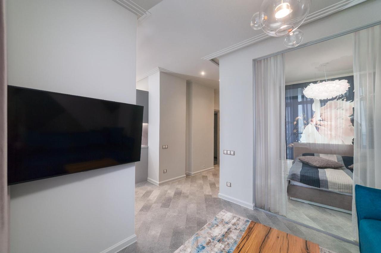 Wowell Apartments Odessa Extérieur photo