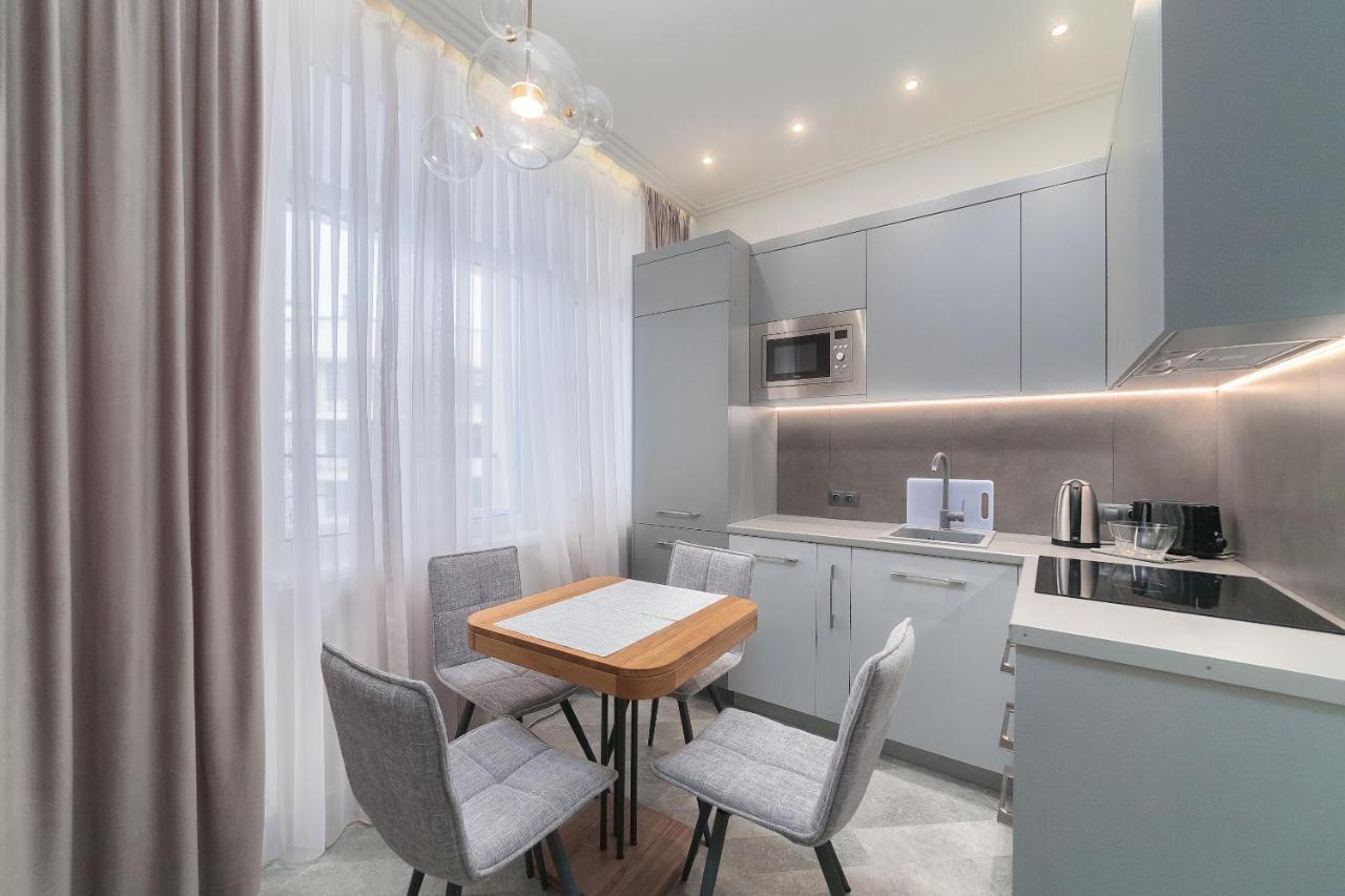 Wowell Apartments Odessa Extérieur photo