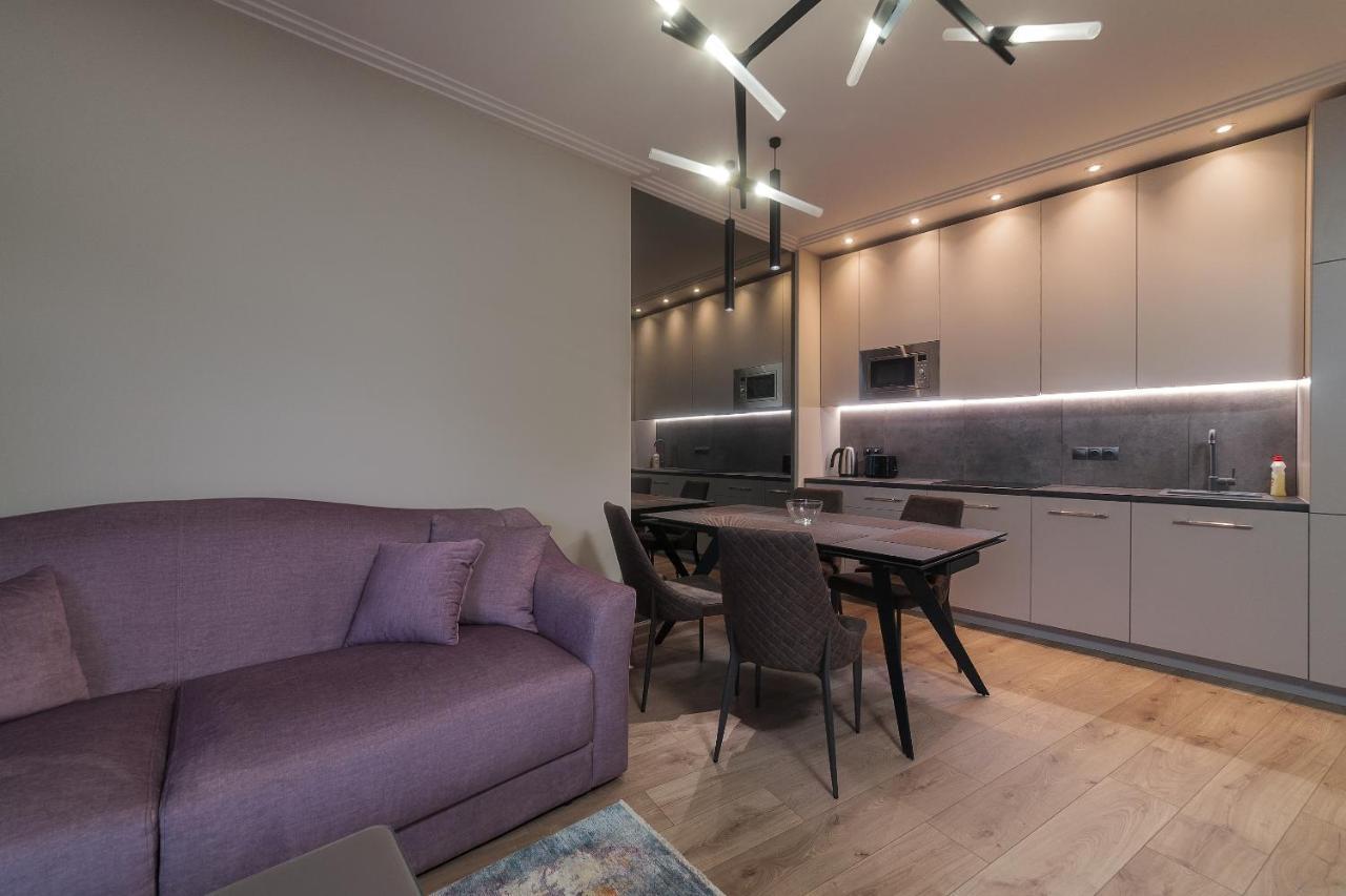 Wowell Apartments Odessa Extérieur photo