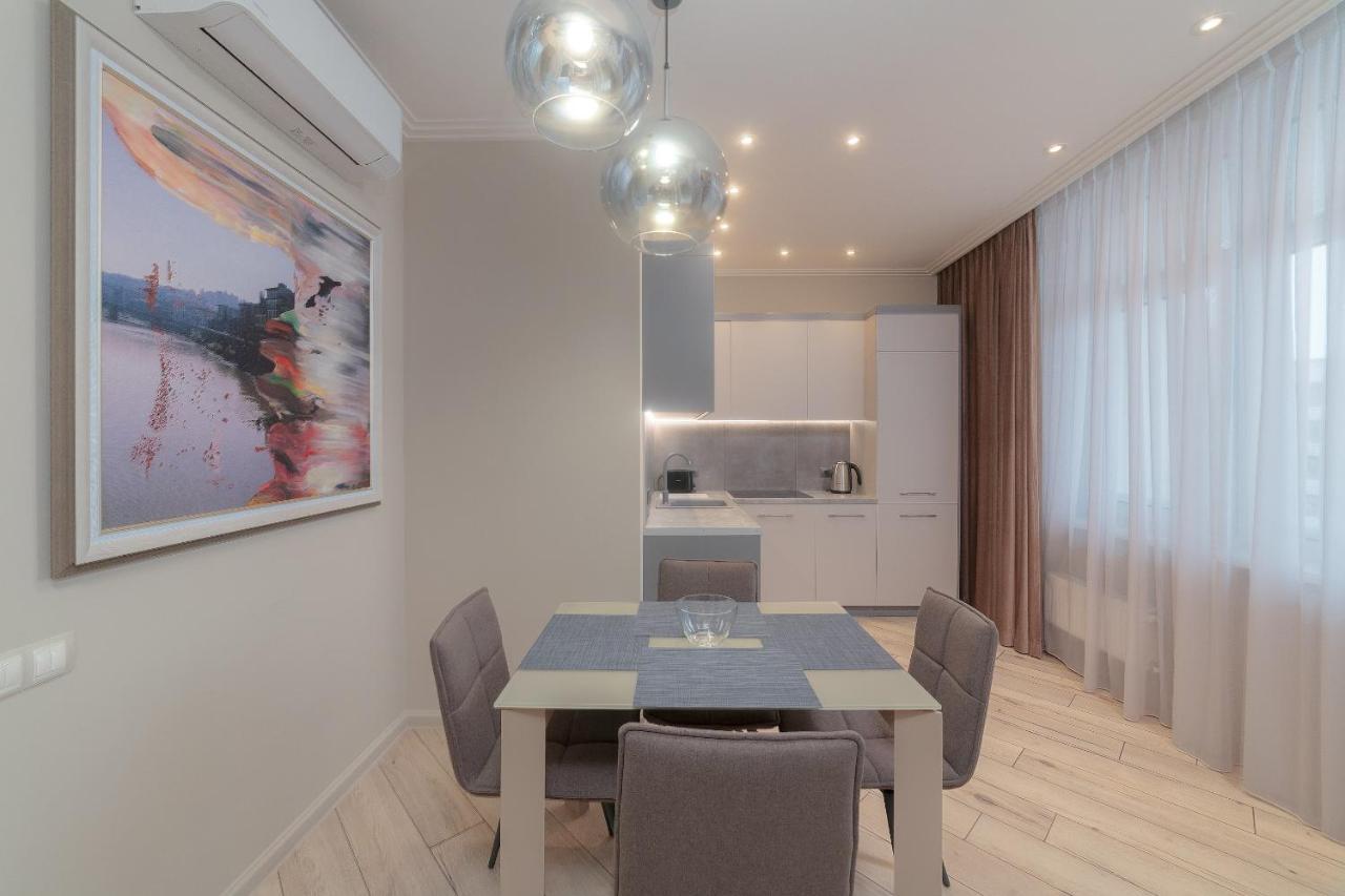 Wowell Apartments Odessa Extérieur photo