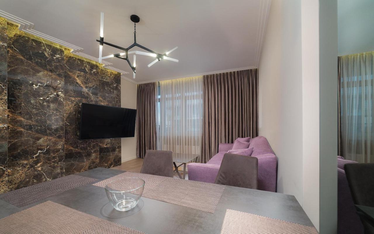 Wowell Apartments Odessa Extérieur photo