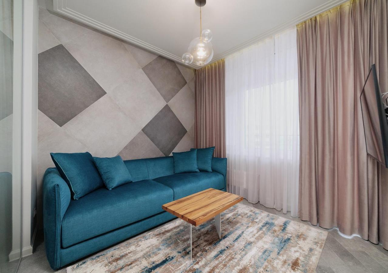 Wowell Apartments Odessa Extérieur photo